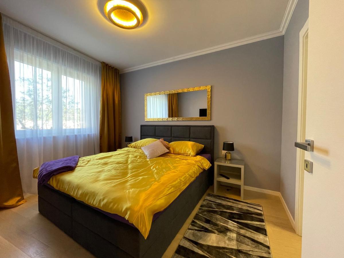 Lux Nanea Apartment คิร์ก ภายนอก รูปภาพ